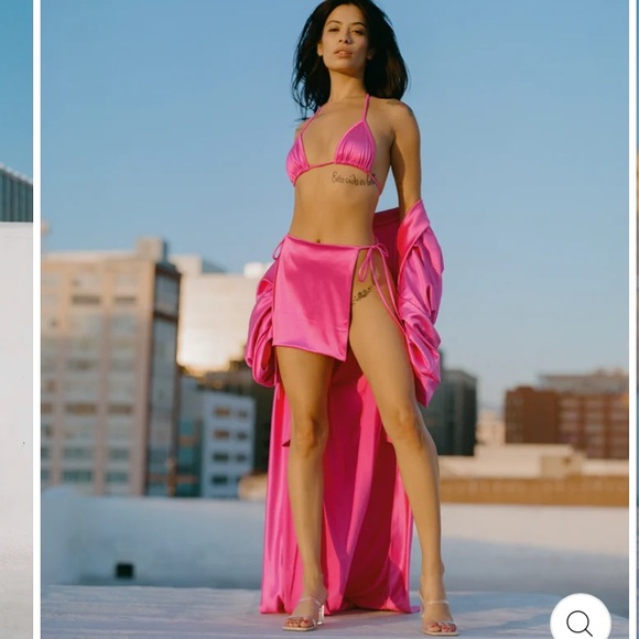 Laina Rauma THE PANELED SKIRT // PERFECT PINK - Picture 4 of 5